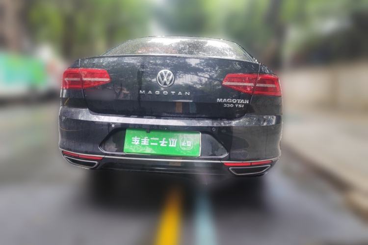 Used Volkswagen Magotan 2018 330TSI DSG Luxury Model Rear