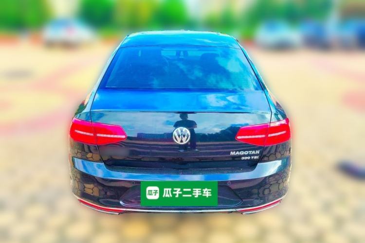 Used Volkswagen Magotan 2018 330TSI DSG Luxury Model Rear
