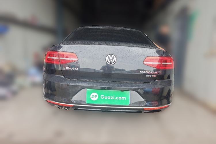 Used Volkswagen Magotan 2018 280TSI DSG Comfort Model Rear