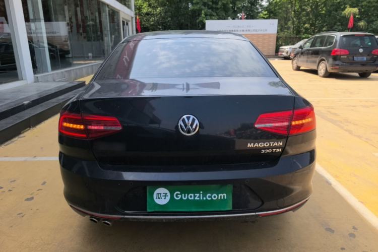 Used Volkswagen Magotan 2018 330TSI DSG Advanced Model Rear