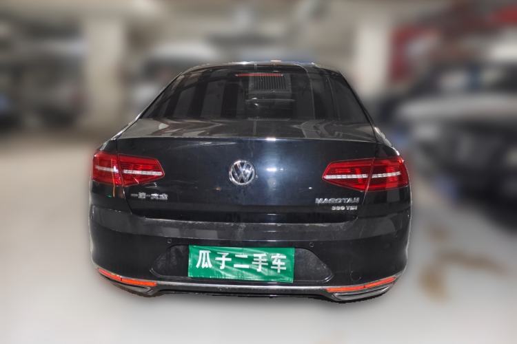 Used Volkswagen Magotan 2018 Facelift 330TSI DSG Luxury Model Rear