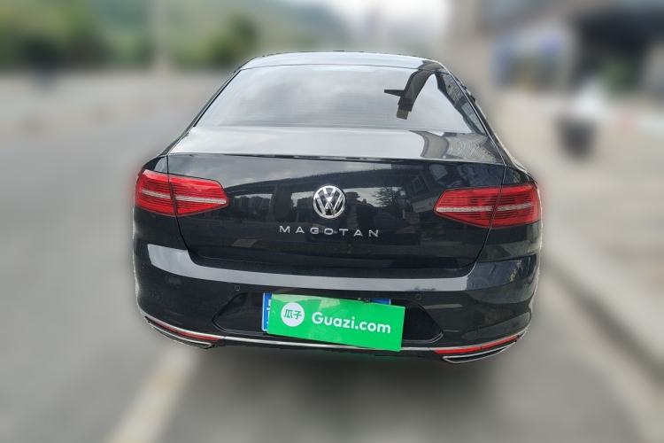 Used Volkswagen Magotan 2018 330TSI DSG Luxury Model Rear