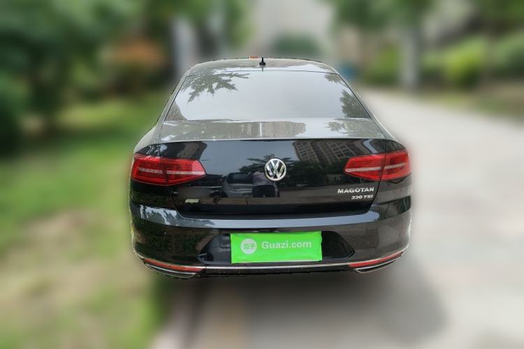 Used Volkswagen Magotan 2018 330TSI DSG Luxury Model Rear