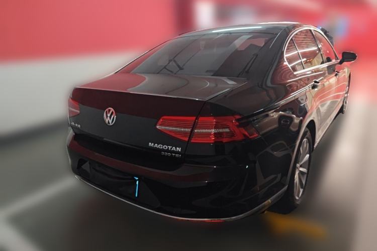 Used Volkswagen Magotan 2018 330TSI DSG Advanced Model Rear