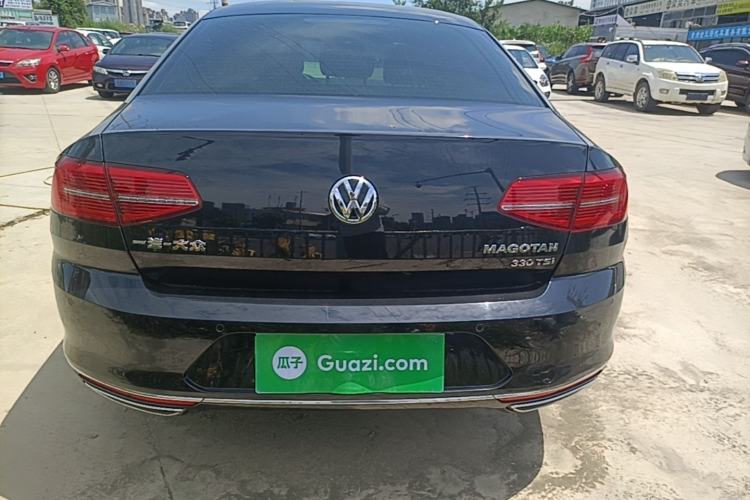 Used Volkswagen Magotan 2018 Facelift 330TSI DSG Luxury Model Rear