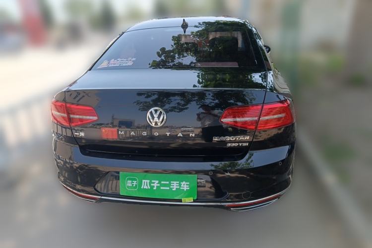 Used Volkswagen Magotan 2018 Facelift 330TSI DSG Luxury Model Rear