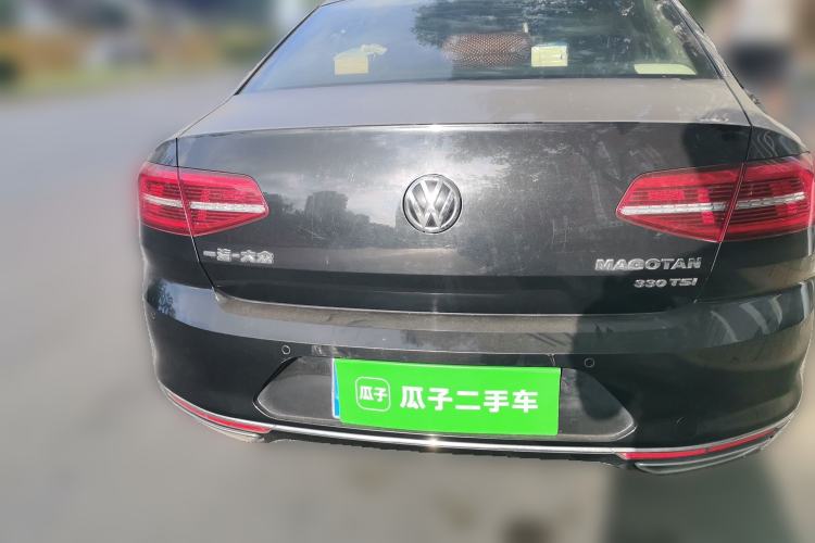 Used Volkswagen Magotan 2018 Facelift 330TSI DSG Luxury Model Rear