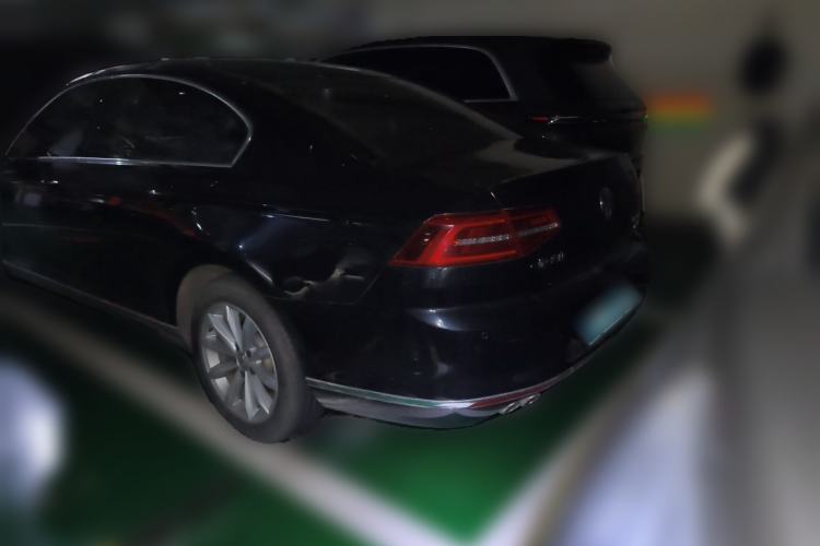 Used Volkswagen Magotan 2018 280TSI DSG Leading Model Rear