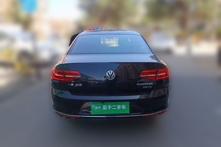 Used Volkswagen Magotan 2018 330TSI DSG Advanced Model Rear