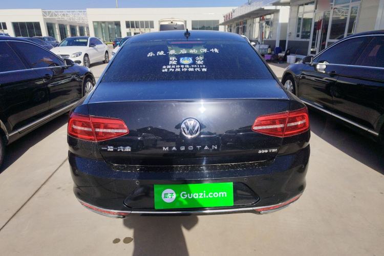 Used Volkswagen Magotan 2018 330TSI DSG Luxury Model Rear