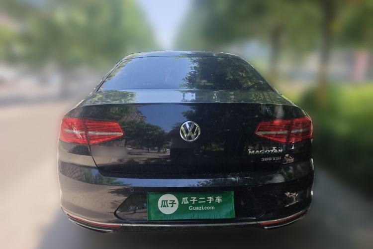 Used Volkswagen Magotan 2018 380TSI DSG Luxury Model Rear