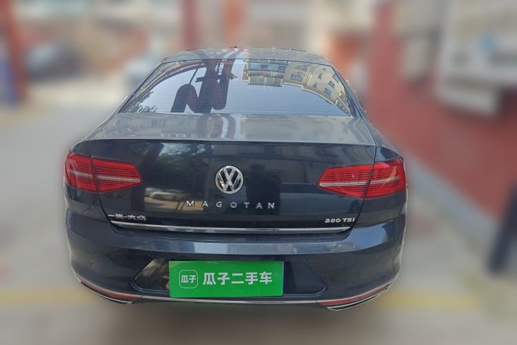 Used Volkswagen Magotan 2018 Facelift 330TSI DSG Luxury Model Rear