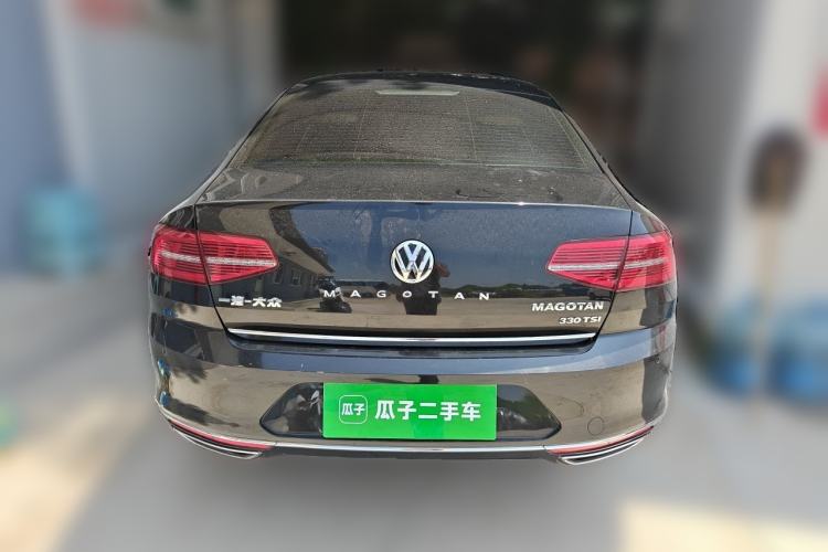 Used Volkswagen Magotan 2018 330TSI DSG Luxury Model Rear