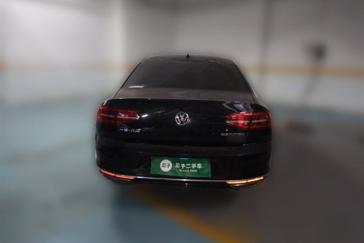 Used Volkswagen Magotan 2018 330TSI DSG Luxury Model Rear