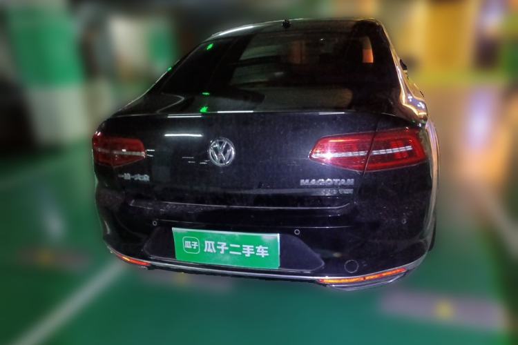Used Volkswagen Magotan 2018 330TSI DSG Luxury Model Rear