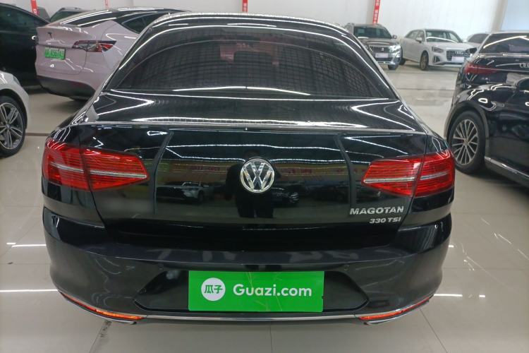 Used Volkswagen Magotan 2018 Facelift 330TSI DSG Luxury Model Rear