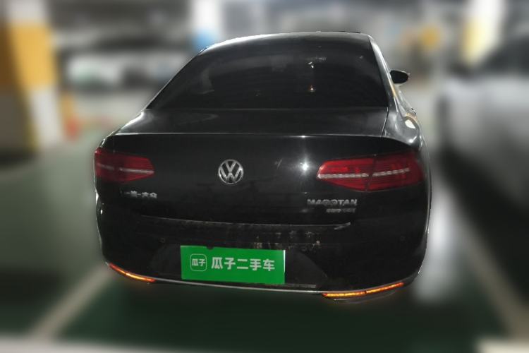 Used Volkswagen Magotan 2018 330TSI DSG Luxury Model Rear