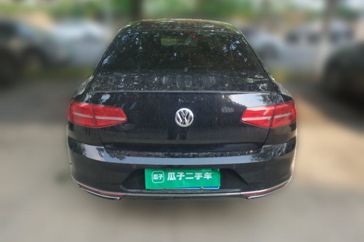 Used Volkswagen Magotan 2018 330TSI DSG Luxury Model Rear