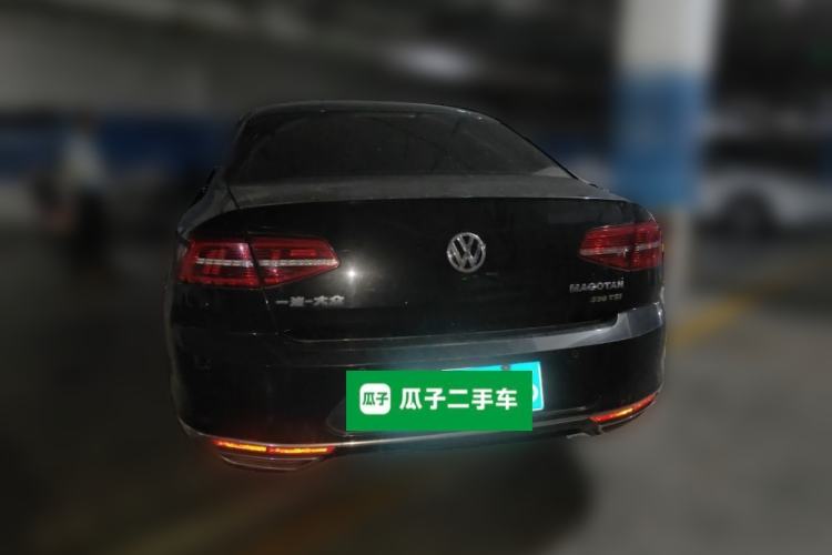 Used Volkswagen Magotan 2018 330TSI DSG Luxury Model Rear