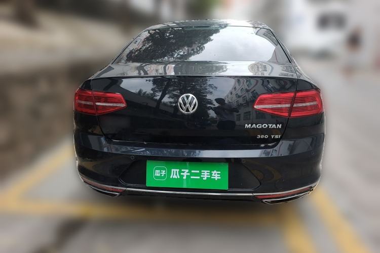 Used Volkswagen Magotan 2018 Facelift 380TSI DSG Luxury Version Rear