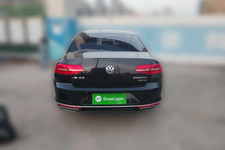 Used Volkswagen Magotan 2018 330TSI DSG Luxury Model Rear