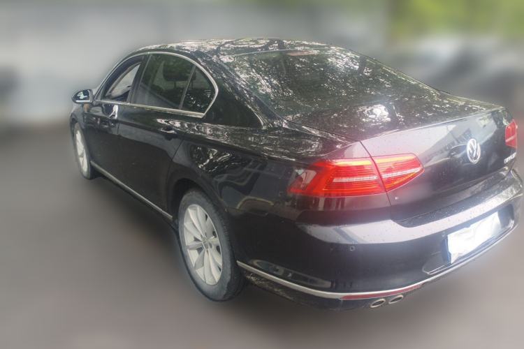 Used Volkswagen Magotan 2018 330TSI DSG Advanced Model Rear Left 45 Deg