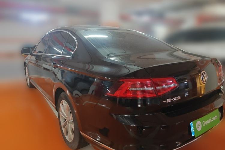 Used Volkswagen Magotan 2018 Facelift 330TSI DSG Luxury Model Rear Left 45 Deg