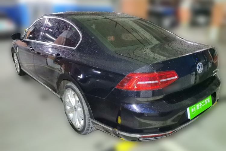 Used Volkswagen Magotan 2018 330TSI DSG Luxury Model Rear Left 45 Deg