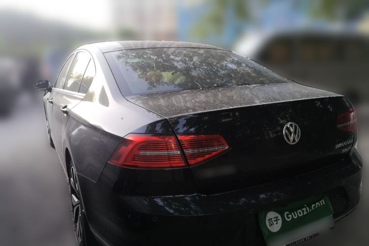 Used Volkswagen Magotan 2018 330TSI DSG Advanced Model Rear Left 45 Deg