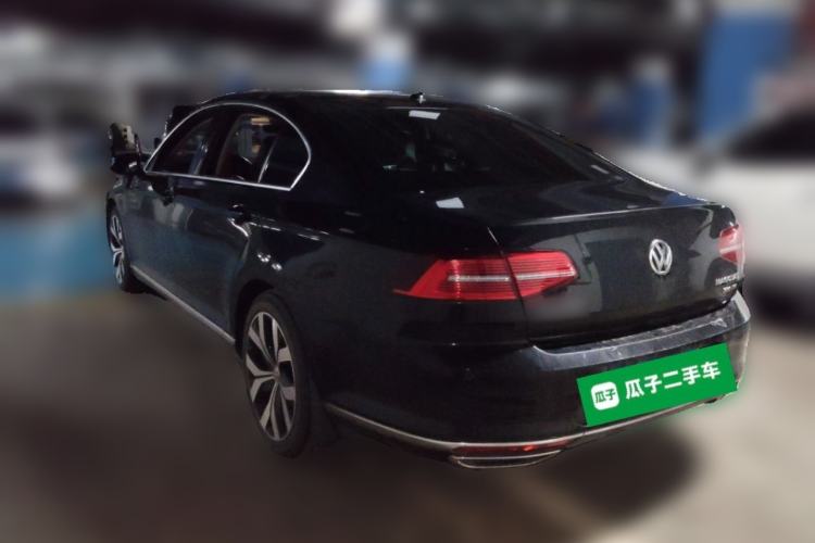 Used Volkswagen Magotan 2018 330TSI DSG Luxury Model Rear Left 45 Deg
