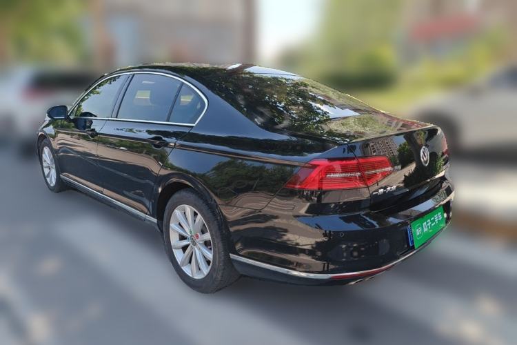 Used Volkswagen Magotan 2018 280TSI DSG Leading Model Rear Left 45 Deg
