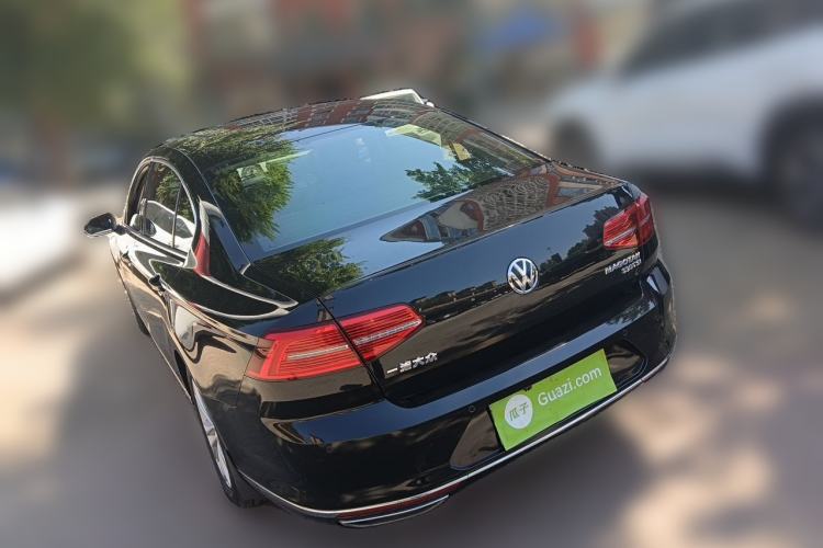 Used Volkswagen Magotan 2018 330TSI DSG Luxury Model Rear Left 45 Deg