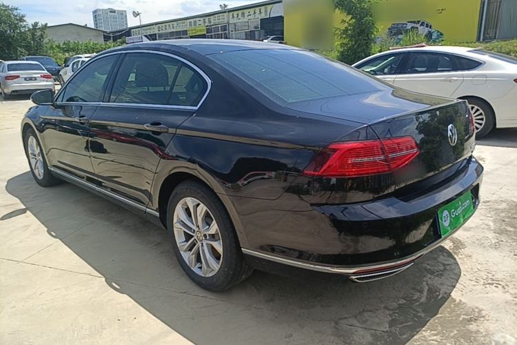 Used Volkswagen Magotan 2018 Facelift 330TSI DSG Luxury Model Rear Left 45 Deg