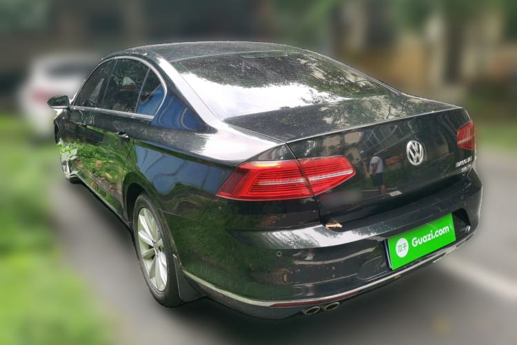 Used Volkswagen Magotan 2018 330TSI DSG Advanced Model Rear Left 45 Deg