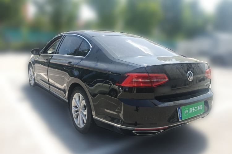 Used Volkswagen Magotan 2018 Facelift 330TSI DSG Luxury Model Rear Left 45 Deg