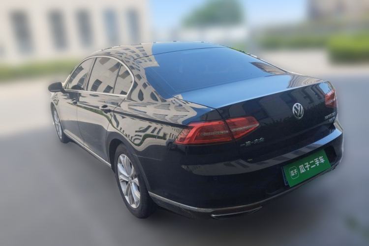 Used Volkswagen Magotan 2018 380TSI DSG Luxury Model Rear Left 45 Deg