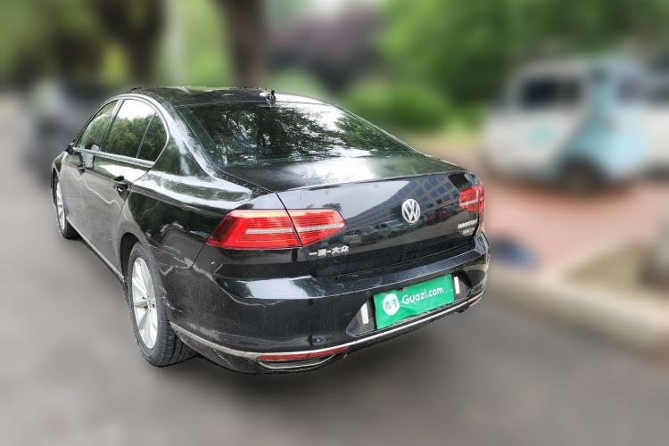 Used Volkswagen Magotan 2018 330TSI DSG Advanced Model Rear Left 45 Deg