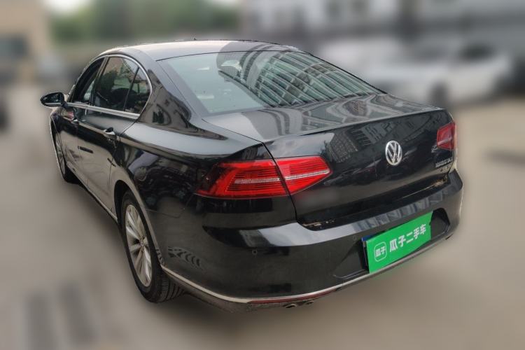 Used Volkswagen Magotan 2018 330TSI DSG Advanced Model Rear Left 45 Deg