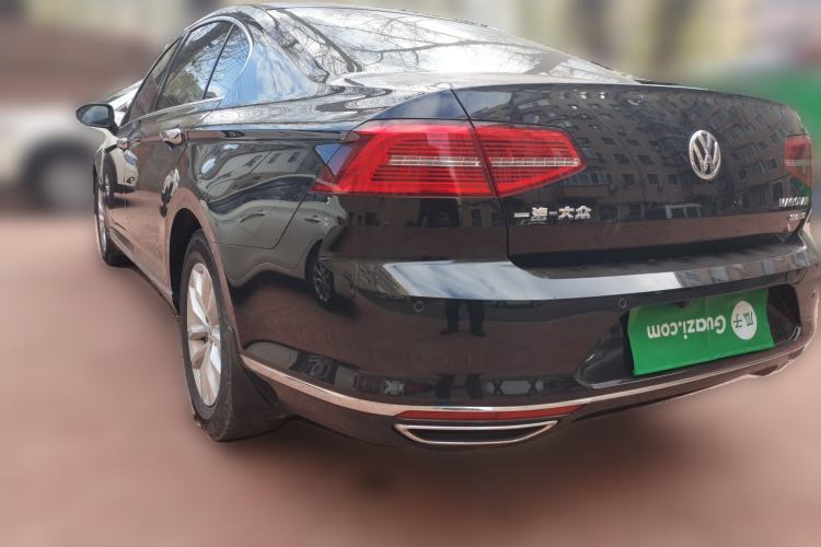 Used Volkswagen Magotan 2018 280TSI DSG Comfort Model Rear Left 45 Deg