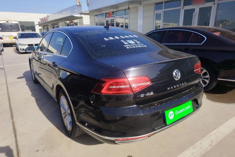 Used Volkswagen Magotan 2018 330TSI DSG Luxury Model Rear Left 45 Deg