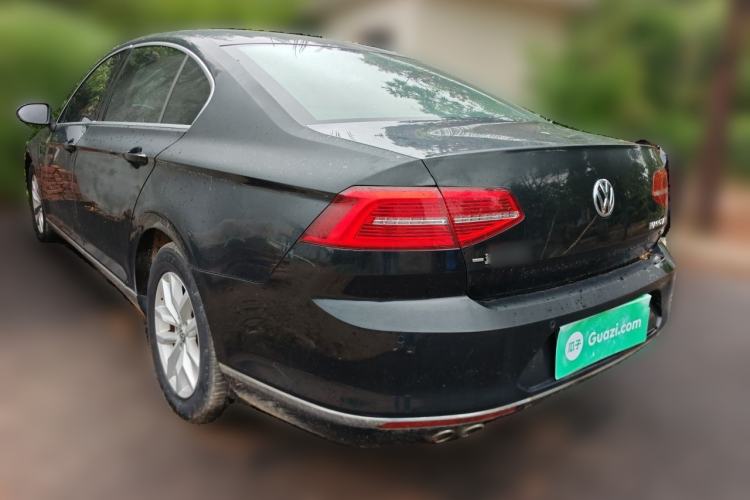 Used Volkswagen Magotan 2018 280TSI DSG Comfort Model Rear Left 45 Deg