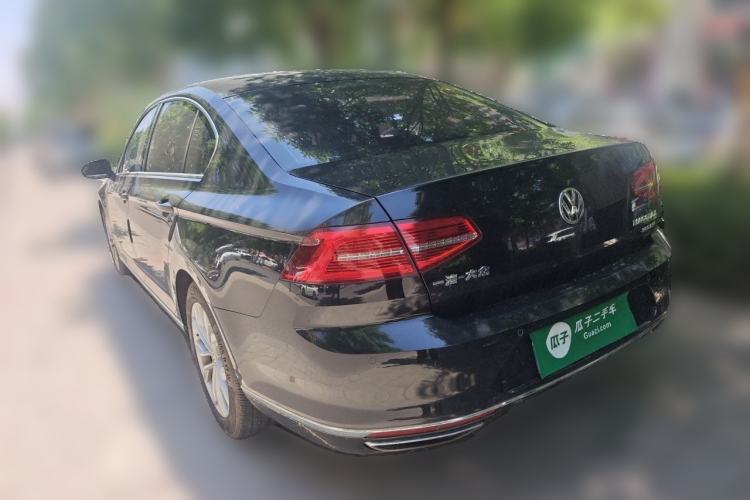 Used Volkswagen Magotan 2018 380TSI DSG Luxury Model Rear Left 45 Deg
