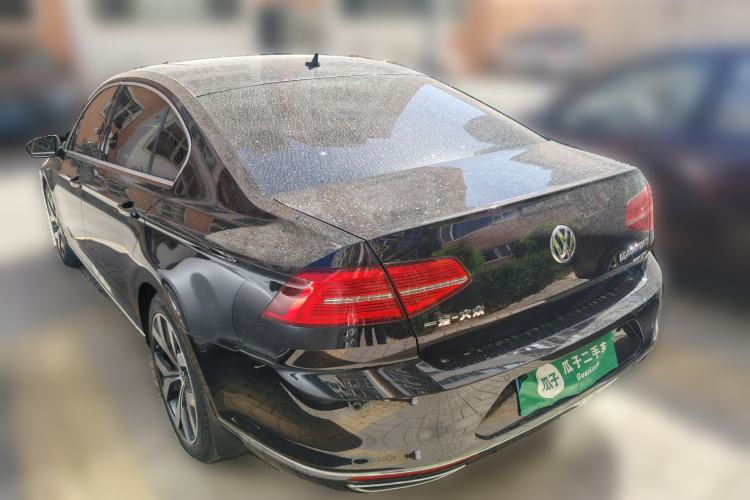 Used Volkswagen Magotan 2018 330TSI DSG Luxury Model Rear Left 45 Deg