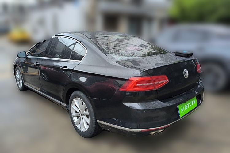 Used Volkswagen Magotan 2018 330TSI DSG Advanced Model Rear Left 45 Deg