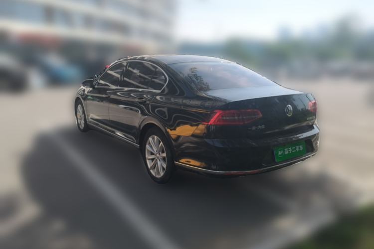 Used Volkswagen Magotan 2018 330TSI DSG Advanced Model Rear Left 45 Deg