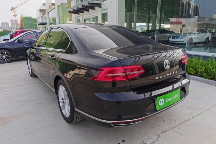 Used Volkswagen Magotan 2018 Facelift 330TSI DSG Luxury Model Rear Left 45 Deg