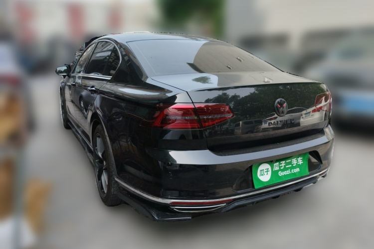 Used Volkswagen Magotan 2018 330TSI DSG Luxury Model Rear Left 45 Deg