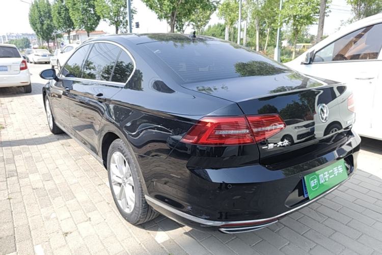 Used Volkswagen Magotan 2018 Facelift 330TSI DSG Luxury Model Rear Left 45 Deg