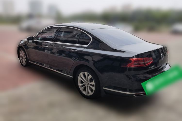 Used Volkswagen Magotan 2018 330TSI DSG Luxury Model Rear Left 45 Deg
