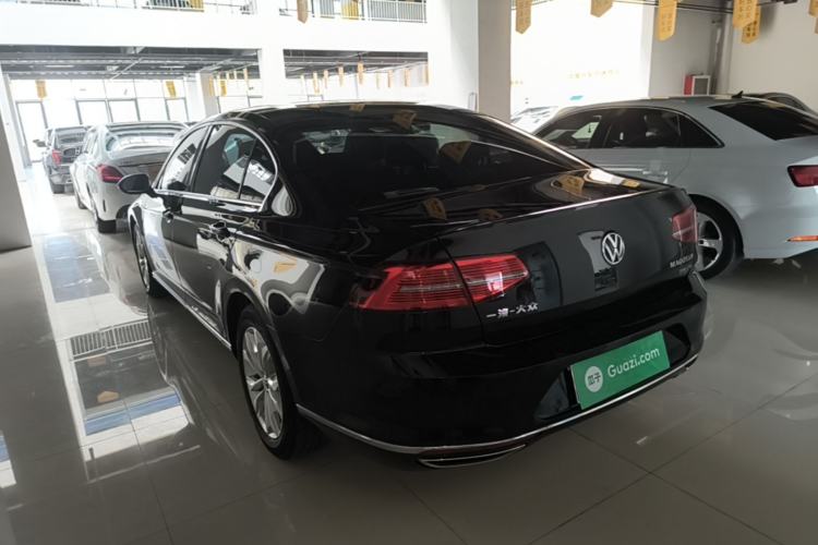 Used Volkswagen Magotan 2018 Facelift 330TSI DSG Luxury Model Rear Left 45 Deg